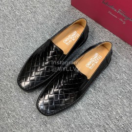 Ferragamo Plaid Calf Leather Casual Shoes For Men Black