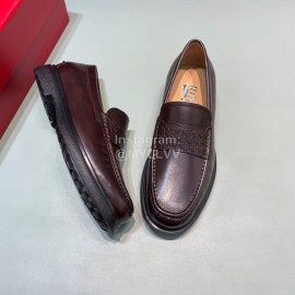 Ferragamo New Calf Leather Casual Shoes For Men Brown