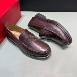 Ferragamo New Calf Leather Casual Shoes For Men Brown