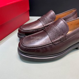 Ferragamo New Calf Leather Casual Shoes For Men Brown