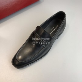 Ferragamo Classic Calf Leather Business Shoes For Men Black