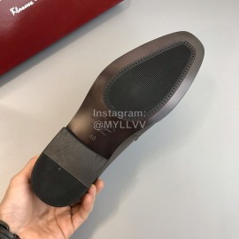 Ferragamo Classic Calf Leather Business Shoes For Men Coffee