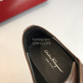 Ferragamo Soft Calf Leather Business Shoes For Men Brown