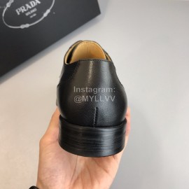 Ferragamo Soft Calf Leather Lace Up Business Shoes For Men 