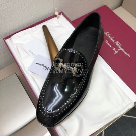 Ferragamo Black Calf Leather Gancini Buckle Shoes For Men 