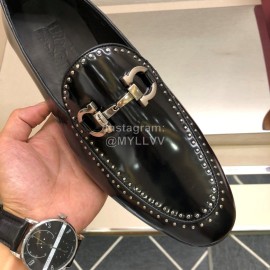 Ferragamo Black Calf Leather Gancini Buckle Shoes For Men 