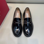 Ferragamo Calf Leather Gancini Buckle Business Shoes For Men Black