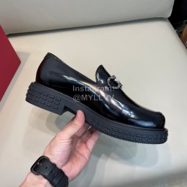 Ferragamo Calf Leather Gancini Buckle Business Shoes For Men Black