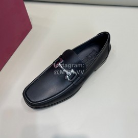Ferragamo Cowhide Gancini Buckle Shoes For Men 