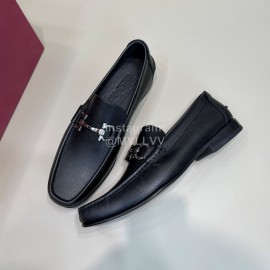 Ferragamo Cowhide Gancini Buckle Shoes For Men Black