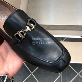 Ferragamo Black Cowhide Gancini Buckle Shoes For Men 