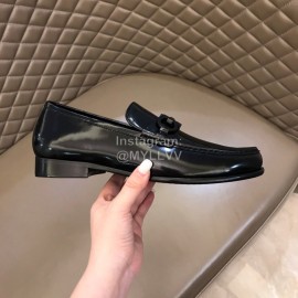 Ferragamo Calf Leather Gancini Buckle Shoes Black For Men 