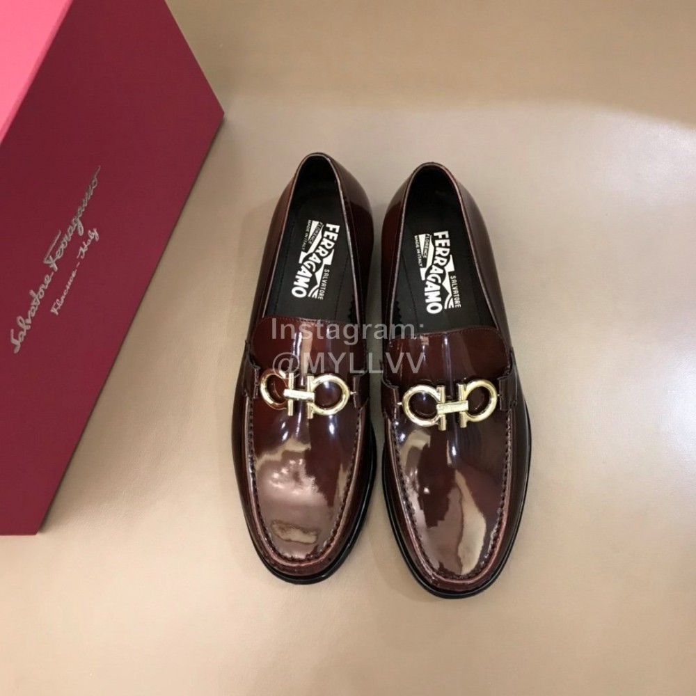 Ferragamo Calf Leather Gancini Buckle Shoes For Men Wine Red