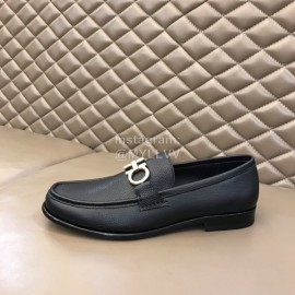Ferragamo Calf Leather Gancini Buckle Shoes For Men 