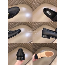 Ferragamo Calf Leather Gancini Buckle Shoes For Men 