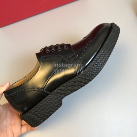 Ferragamo Calf Leather Lace Up Business Shoes For Men Black