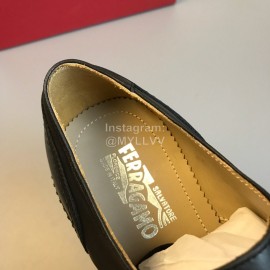 Ferragamo Black Calf Leather Lace Up Business Shoes For Men 
