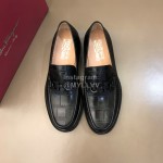 Ferragamo Black Cowhide Gancini Buckle Shoes For Men 