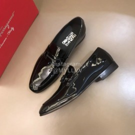 Ferragamo Black Patent Leather Gancini Buckle Shoes For Men 