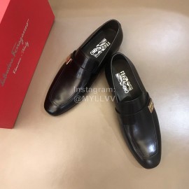Ferragamo Vintage Leather Casual Shoes For Men Black 