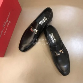 Ferragamo Classic Leather Casual Shoes For Men Black 