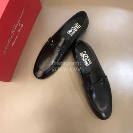 Ferragamo Classic Leather Business Shoes For Men Black
