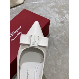 Salvatore Ferragamo Fashion Bow Pointed Shoes For Women White
