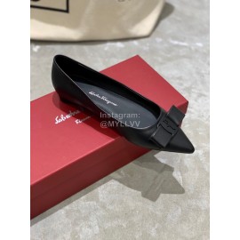 Salvatore Ferragamo Fashion Bow Pointed Shoes For Women Black