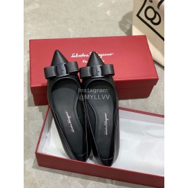 Salvatore Ferragamo Fashion Bow Pointed Shoes For Women Black