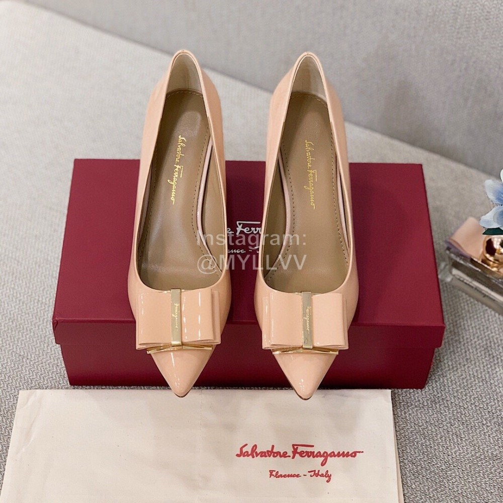 Salvatore Ferragamo Fashion Patent Leather Bow Pointed High Heels For Women Pink