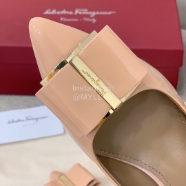 Salvatore Ferragamo Fashion Patent Leather Bow Pointed High Heels For Women Pink