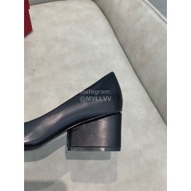 Salvatore Ferragamo Fashion Leather Bow Pointed Thick High Heels For Women Black