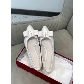 Salvatore Ferragamo Fashion Leather Bow Pointed Thick High Heels For Women White