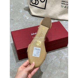 Salvatore Ferragamo New Patent Leather Bow Sandals For Women Khaki