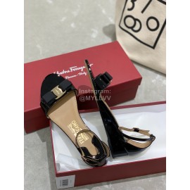 Salvatore Ferragamo New Patent Leather Bow Sandals For Women Black