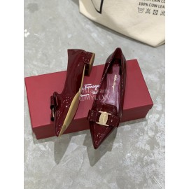 Salvatore Ferragamo Fashion Patent Leather Pointed Shoes For Women Wine Red