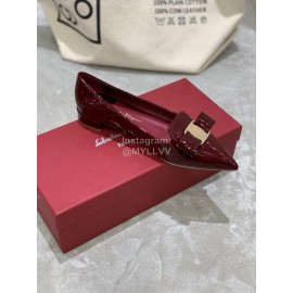 Salvatore Ferragamo Fashion Patent Leather Pointed Shoes For Women Wine Red