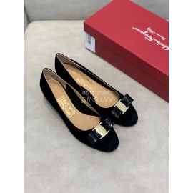 Salvatore Ferragamo Velvet Patent Leather Bow Thick High Heels For Women Black