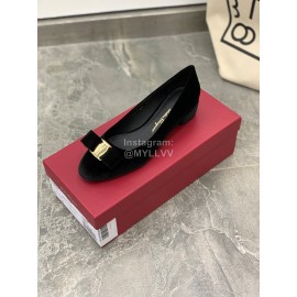 Salvatore Ferragamo Fashion Velvet Bow Thick High Heels For Women Black