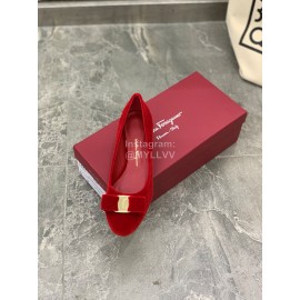 Salvatore Ferragamo Fashion Velvet Bow Thick High Heels For Women Red