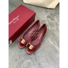 Salvatore Ferragamo Fashion Velvet Bow Thick High Heels For Women Wine Red