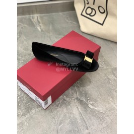 Salvatore Ferragamo Fashion Velvet Bow Flat Heels For Women Black