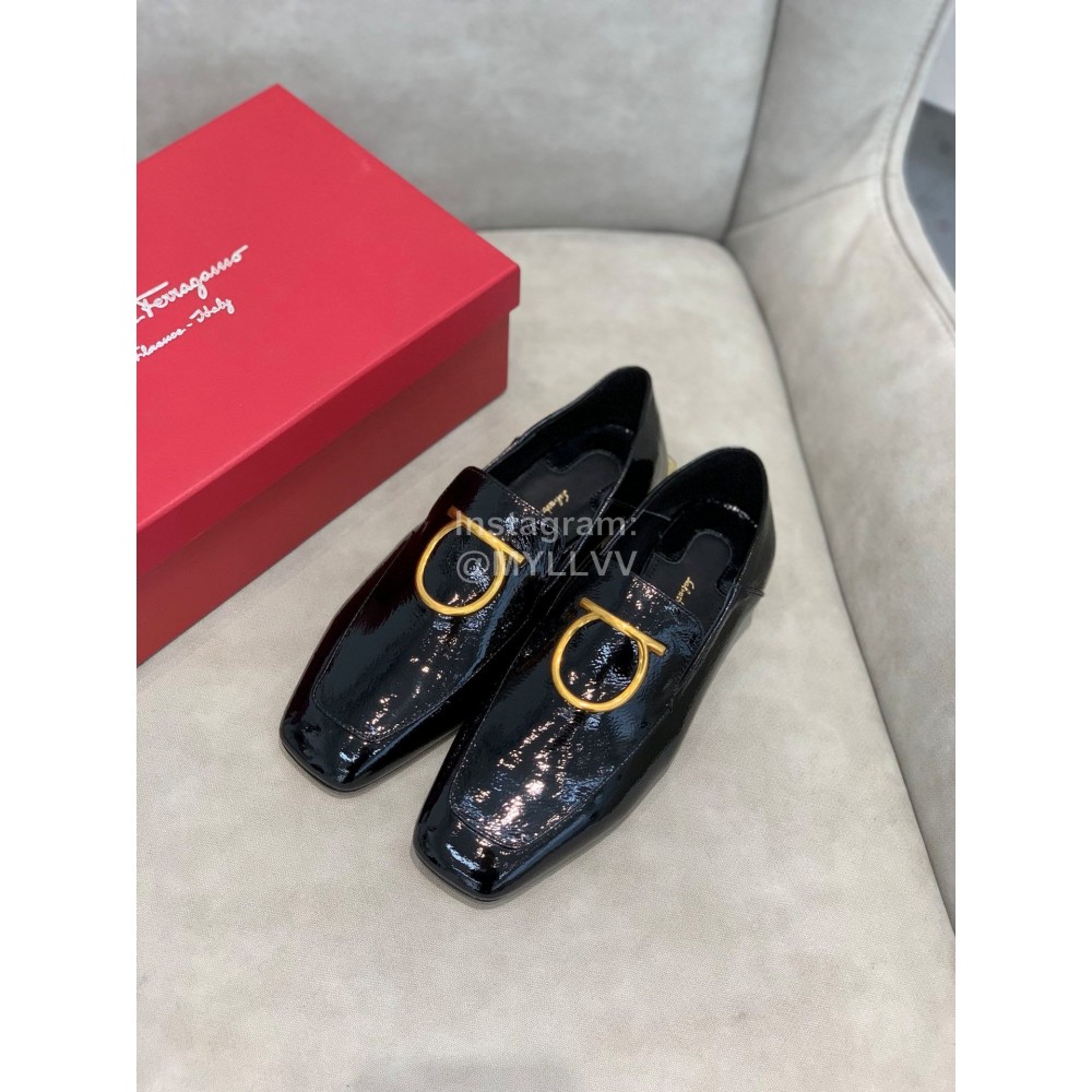Salvatore Ferragamo Simple Soft Sheepskin Shoes For Women Black