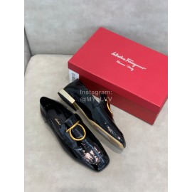 Salvatore Ferragamo Simple Soft Sheepskin Shoes For Women Black