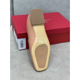 Salvatore Ferragamo Simple Soft Sheepskin Shoes For Women Pink