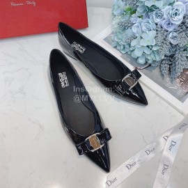 Salvatore Ferragamo Simple Soft Sheepskin Pointed Shoes For Women 