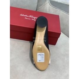Salvatore Ferragamo Fashion Color Matching Sheepskin High Heels For Women Black