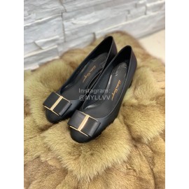 Salvatore Ferragamo Fashion Sheepskin Thick High Heels For Women Black