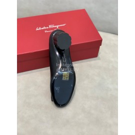 Salvatore Ferragamo Fashion Sheepskin Thick High Heels For Women Black