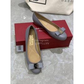 Salvatore Ferragamo Classic Bow Calf Shoes For Women Blue